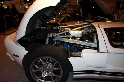 Ford GT Engine : click to zoom picture.